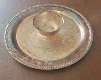 Vintage WM Rogers Silverplate 15"   Chip & Dip Vegetable Platter tray