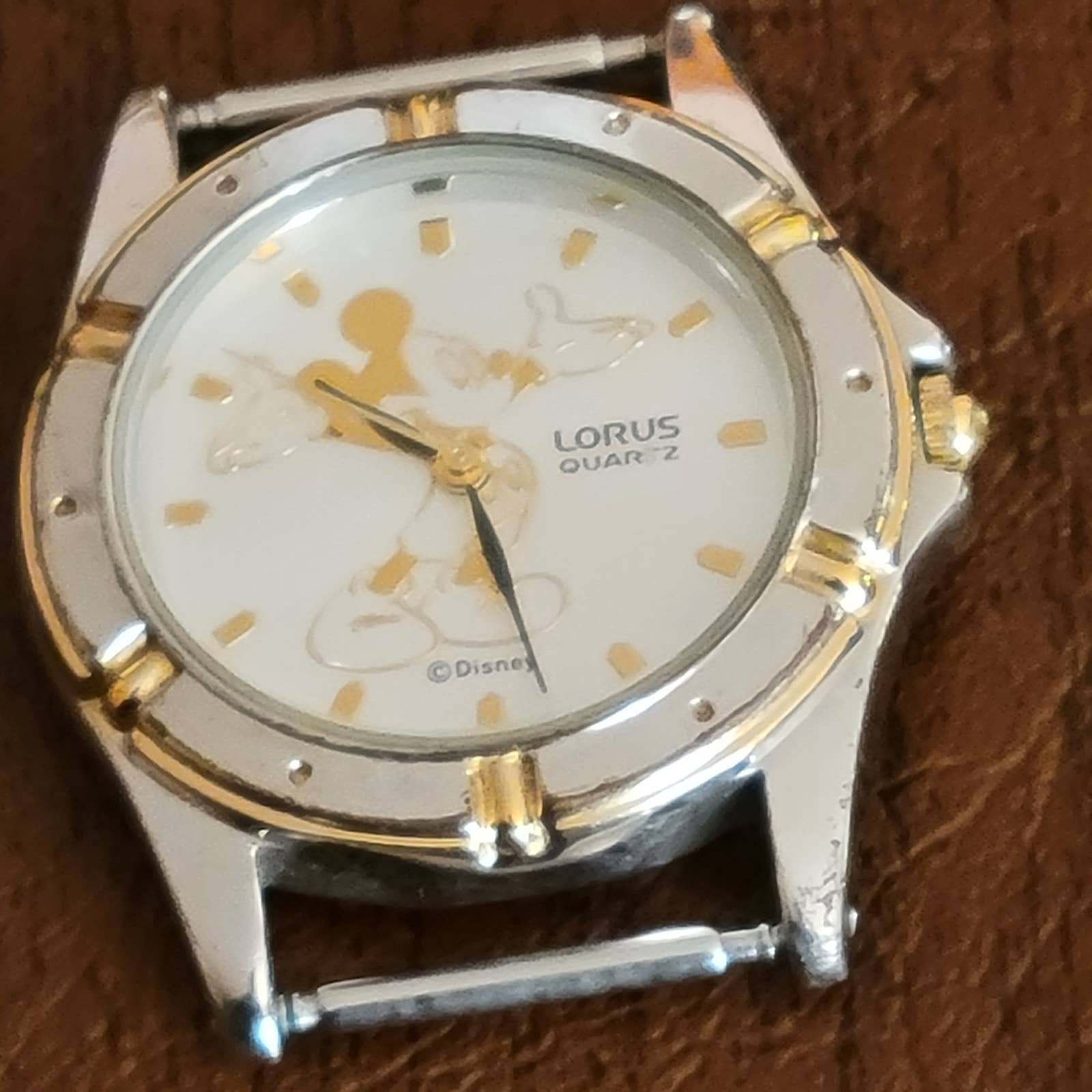 Lorus ミッキーマウス クォーツ時計 ゴールド LORUS ミッキーマウス クオーツ時計 - メルカリ