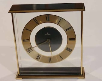 Vintage Hechinger mantle table shelf solid brass clock Cyma. Quartz movement