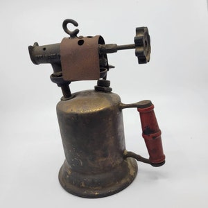 Vintage Turner Brass Works Blow Torch 206a Red Wood Handle Antique