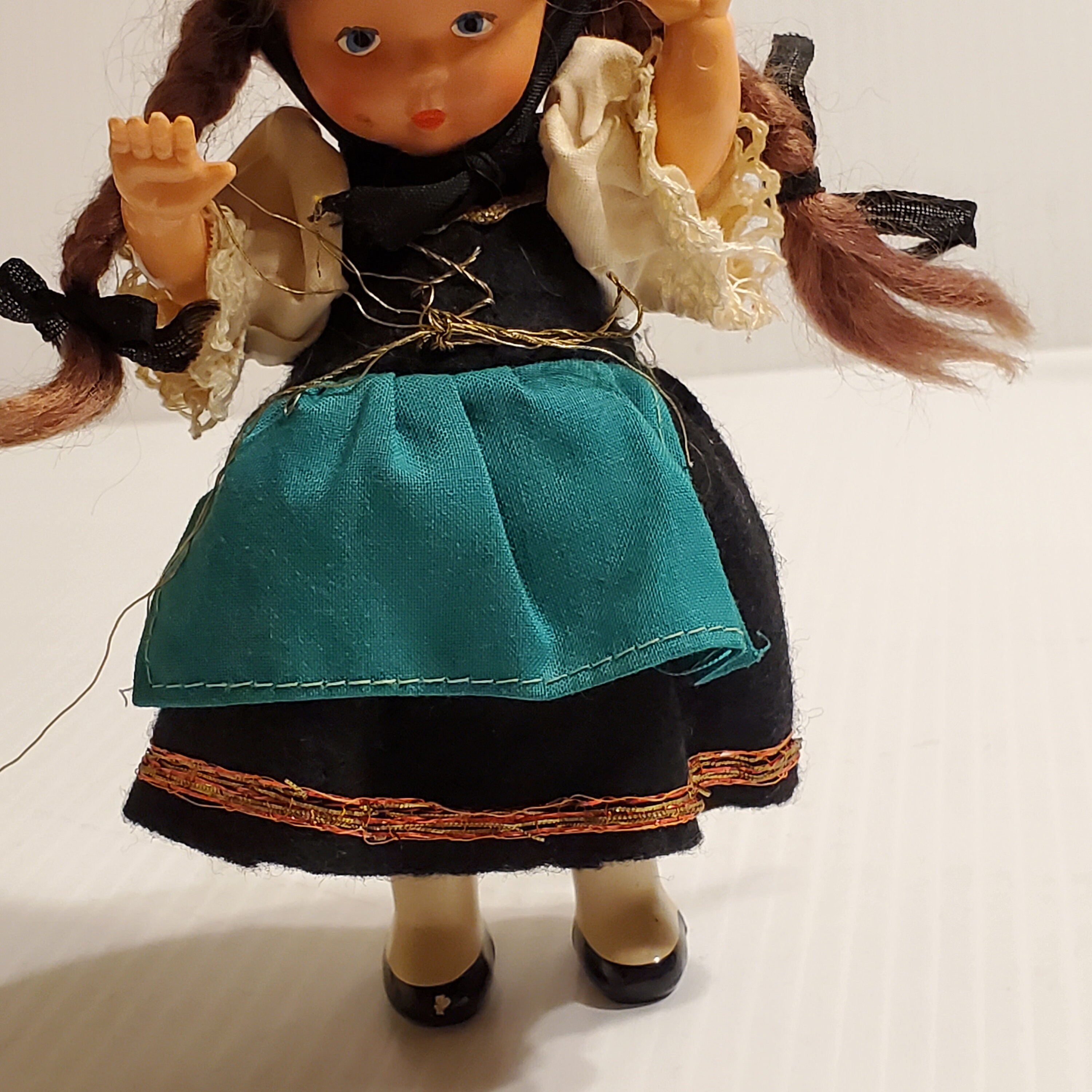 Winding doll hotsell