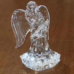 Lenox Irish Spring Peace Peace Engel mit Taube Figur Bleikristall Tschechien