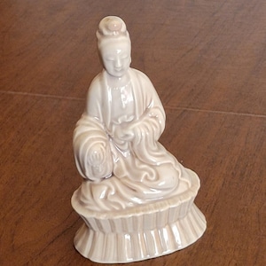 Vintage Roselane Pasadena California MCM Seated Buddha Porcelain Figure