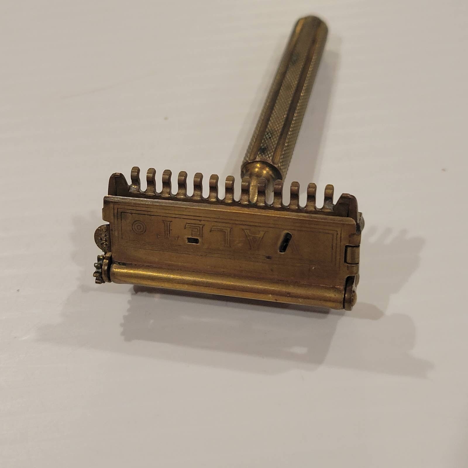 Valet Safety Razor Vintage Valet Autostrop Safety Razor Gold Tone. New York, USA - Etsy