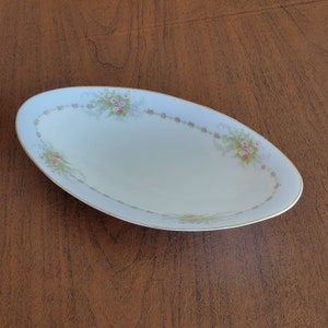 Vintage porcelain Bavaria small oval platter serving dish. Hand painted