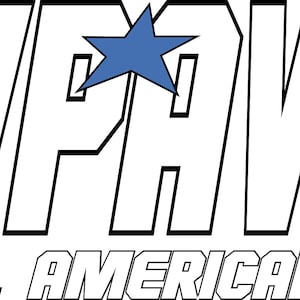 Puede incluir: Un logotipo blanco con la palabra "PAW PAW" en negrita, delineada en negro. Una estrella azul se encuentra entre las palabras. El logotipo va seguido de una bandera roja, blanca y azul y el texto "A REAL AMERICAN HERO".