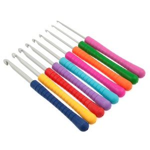 Pony Easy Grip 14cm Crochet Hook 9 Peice Set  - Size 2 to 6mm