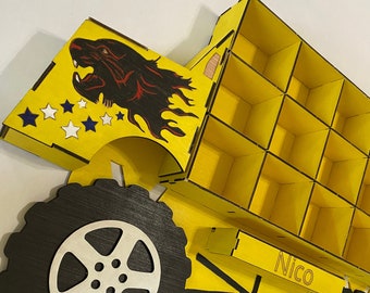 Monster camion in legno per piccolo deposito auto con nome personalizzato