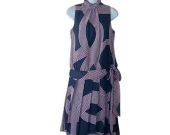 Completo vintage Dressbarn da donna con minigonna plissettata, gonna in chiffon a righe geometriche nere e rosa, taglia 6