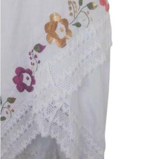 Vintage 1970s Womens Handmade Floral Embroidered … - image 3