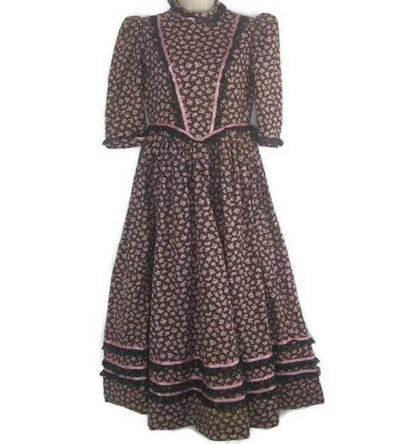 Vintage 1970's Handmade Black Pink Floral Satin La