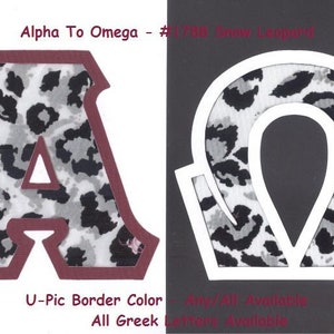 Puede incluir: Alpha To Omega - #1000 Snow Leopard. Una letra A y una letra Omega con estampado de leopardo blanco y negro. Las letras están delineadas en granate y blanco. El texto "U-Pic Border Color" y "All Greek" está debajo de las letras.