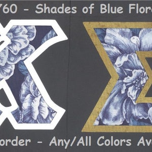 Puede incluir: Dos letras, K y E, están recortadas de una tela floral azul. Las letras están delineadas en blanco y dorado. El texto #1760 Shades of Blue Floral y UPic Border - Any/All Colors Available también es visible.
