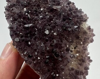 ブルガリア ハスコヴォ チャラ鉱山産トップ アメジスト、紫色の鉱物