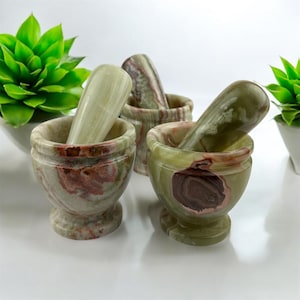 Grön onyxmortel och stöt, onyxglas, onyxkopp, kristall, marmorsten, onyx, julklapp,