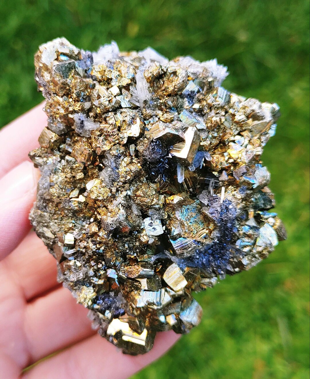Oxidized Pyrite, Sphalerite and Quartz From Borieva Mine, Madan ...