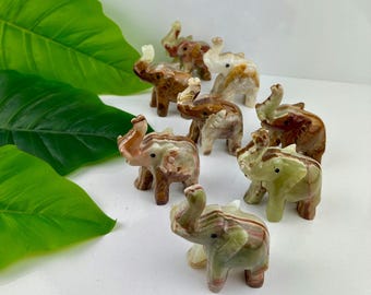 ヴィンテージ大理石オニキス象の置物：天然石のホームデコレーション