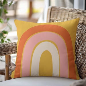 Cojín de exterior arcoíris • Cojín de patio color naranja quemado mostaza • Cojín decorativo para porche imagen 1