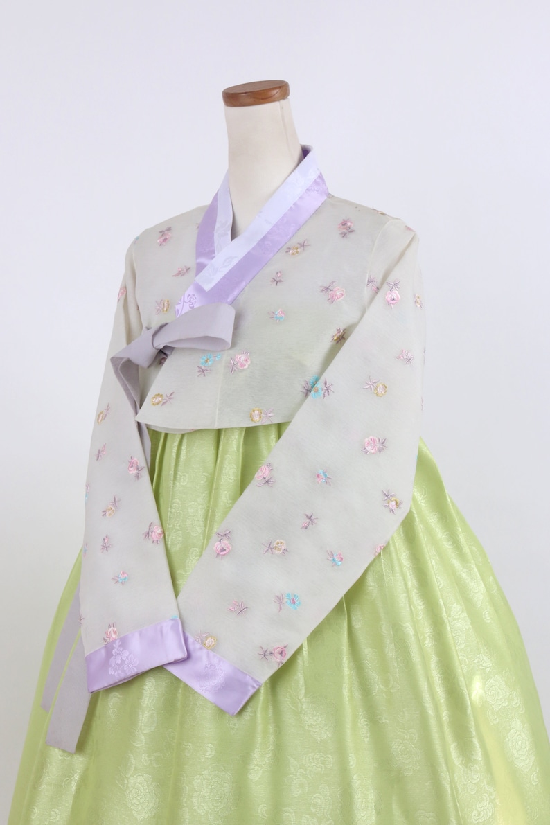 5/'5 92cm AY195 Hanbok Korean Traditional Dress Set for Women M-size 34.2 166cm