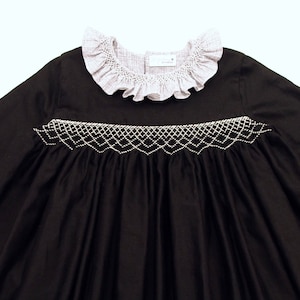 Smocked Girls Dress / Dresses / Christmas Dress /Birthday Dress / Party Dress / Traditional Dress / Black Dress/ Hand Smocked/ Smocking