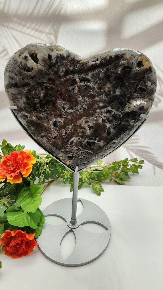 Druzy Sphalerite Heart In custom Stand, Druzy Heart, Crystal Heart, Collectors Gift, Hand Carved Heart, Crystal Healing Energy