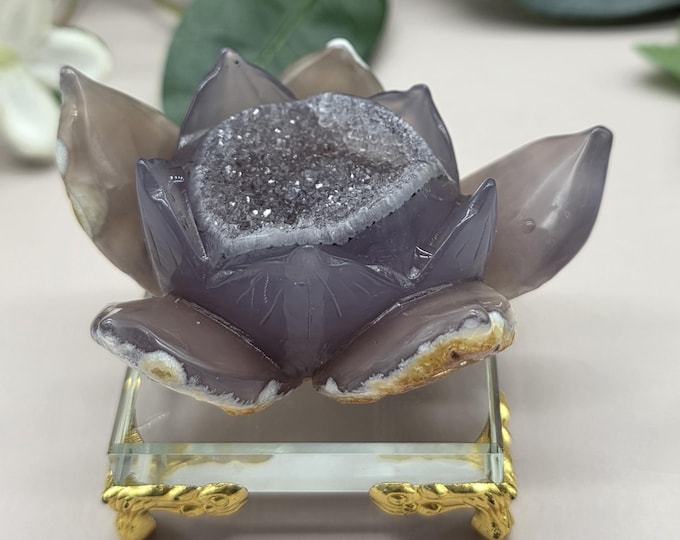 Hand Carved Druzy Agate Lotus Flower, Lavender Mauve Crystal, Meditation Decor (Glass Stand)