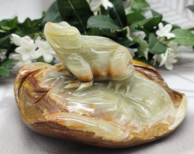 Hand Carved Afghan Jade Frog on Leaf Sculpture, Nature Decor Stone Carving