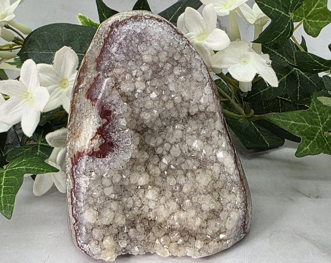 Uruguay White Druzy Quartz Agate Geode, Cut Base Crystal Display, Red Iron Banded Quartz, Natural Medium Specimen, Sparkling Druzy