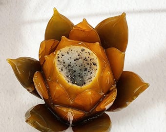 Druzy Agate Hand Carved Lotus, Crystal Lotus Flower Carving, Spiritual Decor, Meditation Stone, Healing Crystal Gift, Enlightenment Symbol