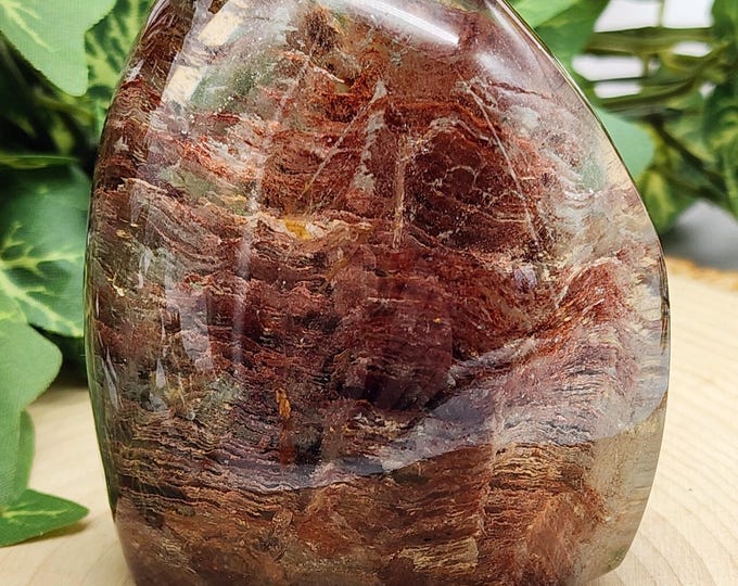 Red Garden Quartz Lodolite Freeform: Thousand Layers Crystal