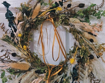 Corona minimalista de 60 cm con ingredientes orgánicos de tu huerto. Corona personalizada hecha a mano. ¡Crea tu propia corona con un kit DIY o prefabricada!