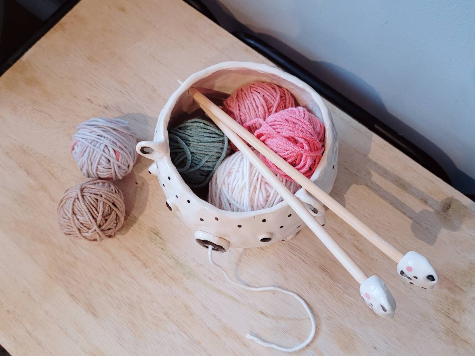 Gifts for DAD - 7 Ceramic Yarn Bowl Holder Bowls for Knitting Crochet for  Moms - Helia Beer Co