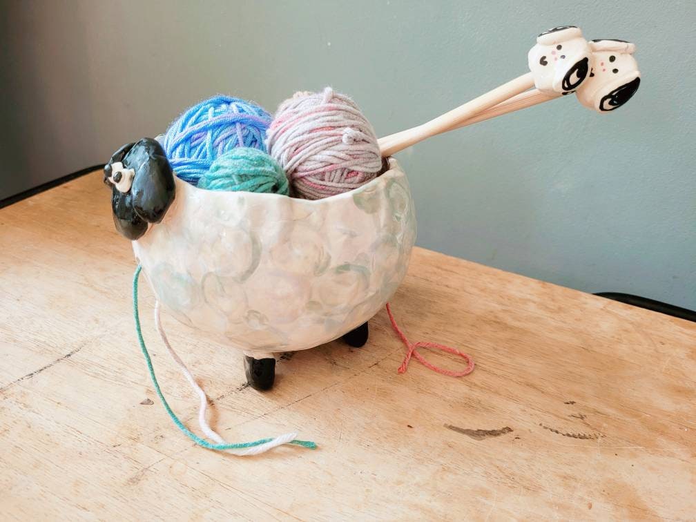 Surlama Large Sheep Shaped Ceramic Yarn Bowl - 6x4 Inch Knitting Crochet Holder