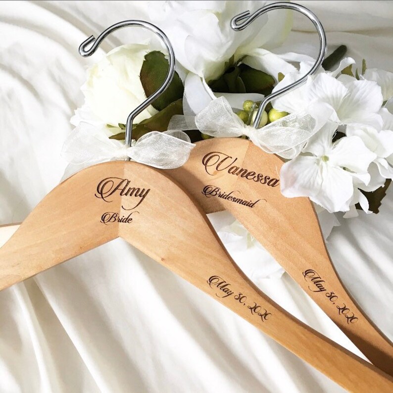 Personalized Bridesmaids Hangers Bride Hangers Wedding Hanger Etsy Canada