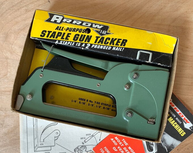 Arrow T55 Staple Gun Tacker Sage Green in Box Made in USA Vintage 70's