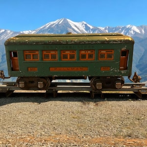 Pre War Lionel Pullman Car - Model Train Car With Track - O Scale Size - Railroad Decorative Train Car
