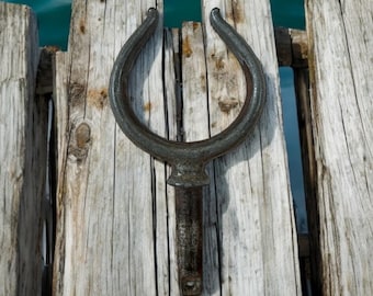 Single Boat Oar Lock - Nautical/Maritime Decor - Repurpose Hardware