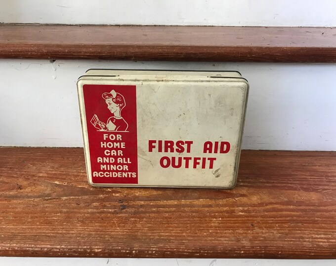 Vintage First Aid Kit - NOS Complete With Contents - Etsy