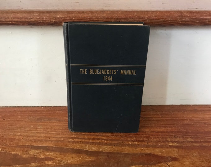 U.S. Navy Blue Jackets Manual 1944 U.S. Navy Memorabilia / Military