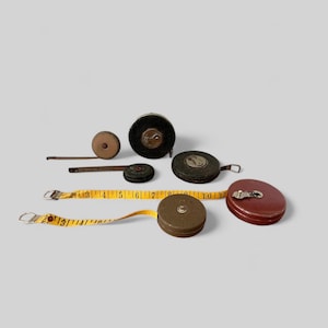 Lot of Retractable Tape Measures - Cloth and Metal Tapes - 6&#39; to 50&#39;