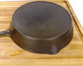 CHF - Diamond 9 A, 11 1 4 inch cast iron skillet with heat ring. Chicago Hardware Foundry 1940 39 s