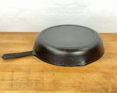 BSR Red Mountain 8K cast iron skillet with heat ring. 10 5 8 inches. Birmingham Stove and Range. 1930 40 39 s. Excellent Used Condition.