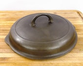 Griswold NO. 8, small block logo, cast iron skillet lid (lid only). 1098 B, Erie, PA. Excellent Condition.