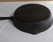 Discounted- Wagner Sidney O 8, 1058 I, 10 1 2 inch cast iron skillet. Wagner Ware Sidney -O- 1940 50 39 s. Good condition