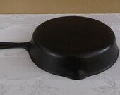 Discounted 8 Unmarked Wagner, 10 1 4 quot Cast Iron Skillet. Made in the USA. Manufactured in the 1960 39 s. Fair condition.