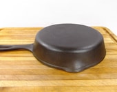 Unmarked Wagner 6, 9 quot Cast Iron Skillet. Very Good Condition. Wagner Manufacturing. 1950 39 s