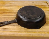 BSR 5 R Red Mountain Cast Iron Skillet with heat ring. Birmingham Stove and Range in the 1930 40 39 s. Very Good used condition.