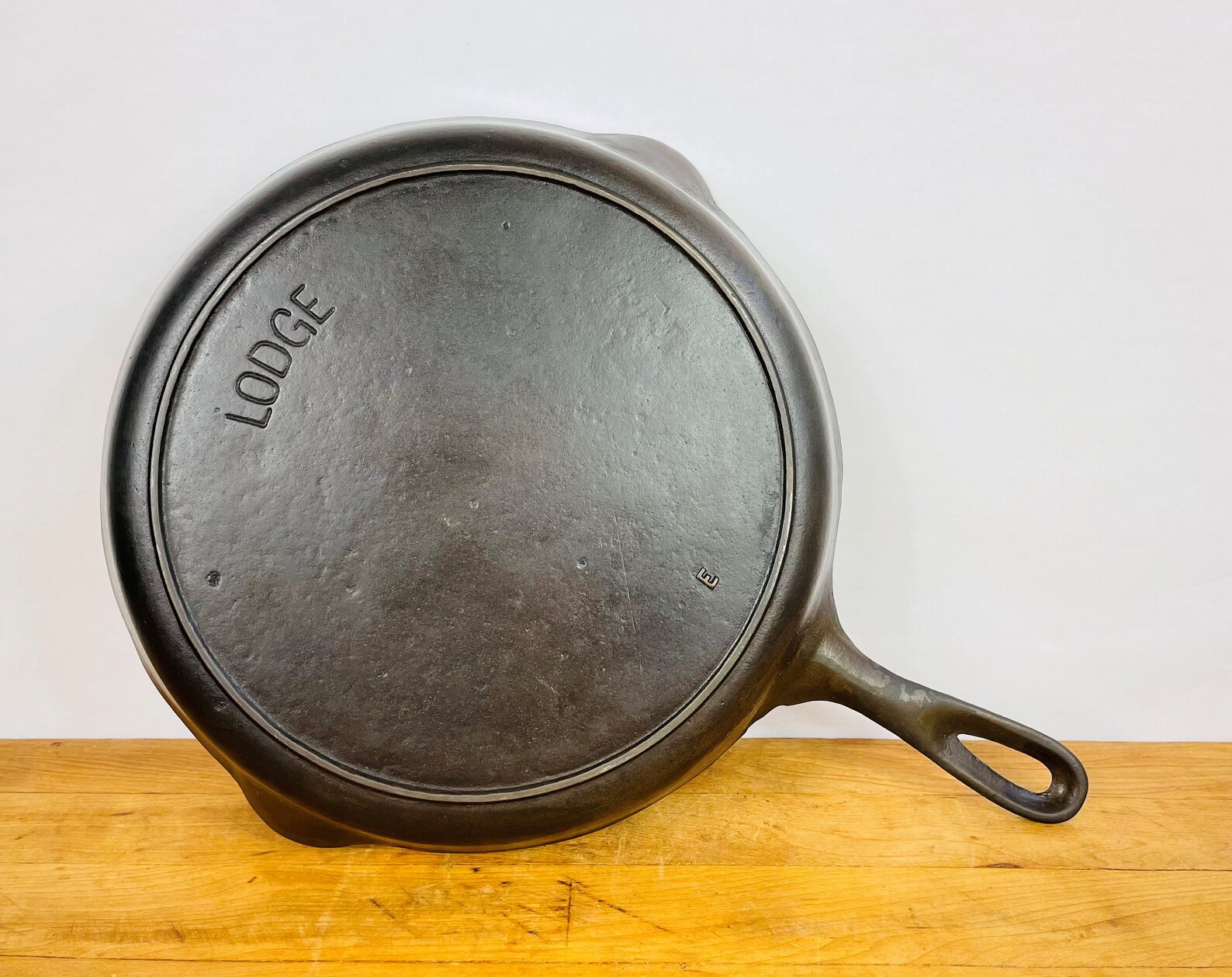 Antique Lodge Arc Logo 8 cast iron skillet with no notch Etsy