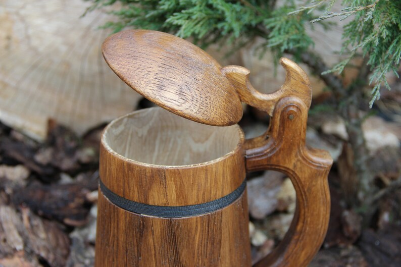 wooden tankard with lid