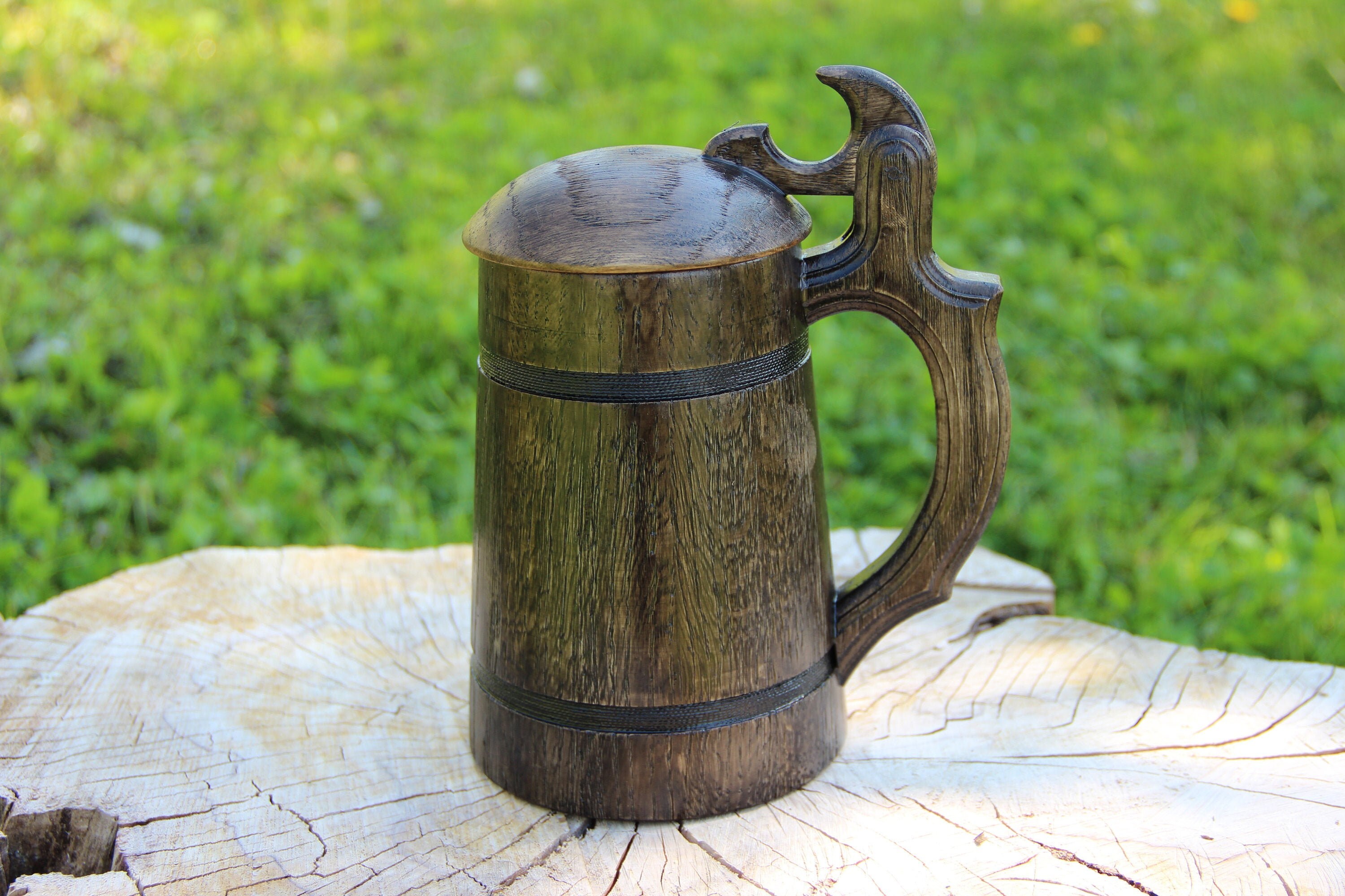 wooden tankard with lid